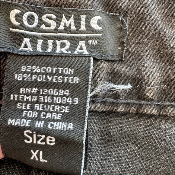 Y2K Grunge distressed Black and Brown mini skirt - Picture 7 of 9